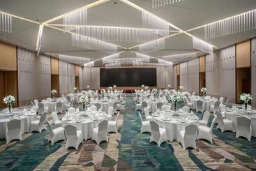 هتل Holiday Inn Wuxi Central Station, An Ihg