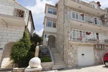 پانسیون Apartments Micika