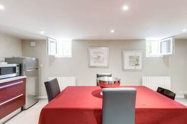 پانسیون Loft Fraternité