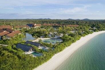 هتل Sheraton Belitung Resort