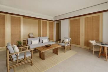 هتل Sheraton Belitung Resort