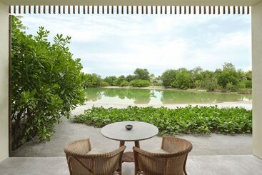 هتل Sheraton Belitung Resort