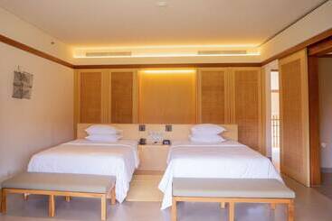 هتل Sheraton Belitung Resort