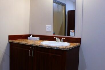هتل Target Hospitality   Orla South Lodge
