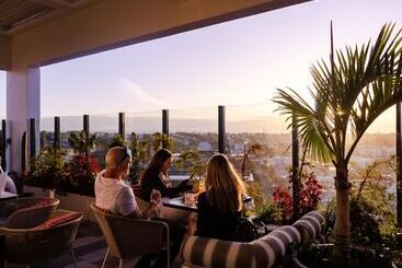 هتل Sudima Auckland City