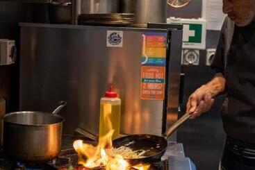Carnmore Hotel Christchurch