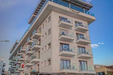 هتل Bar Restaurant Triumf Shengjin