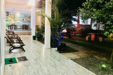 هتل Lotus Villa
