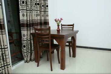 هتل Lotus Villa