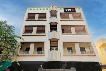 هتل O Aarshi Palace