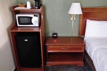 Мотель Ventura Grand Inn