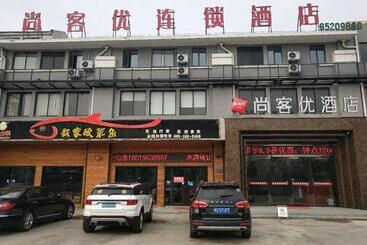 Thank Inn Chain Hotel Jiangsu Nantong Chongchuan District Century Plaza Nantong University