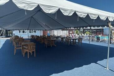 Hotell Cape Cod Irish Village   The Emerald Resort