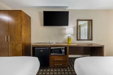 هتل Comfort Inn Downtown Nashville  Music City Center