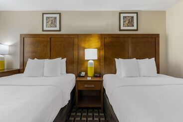 هتل Comfort Inn Downtown Nashville  Music City Center