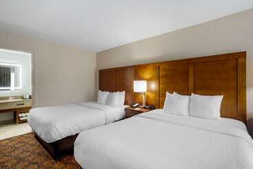 هتل Comfort Inn Downtown Nashville  Music City Center