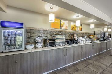 هتل Comfort Inn Downtown Nashville  Music City Center