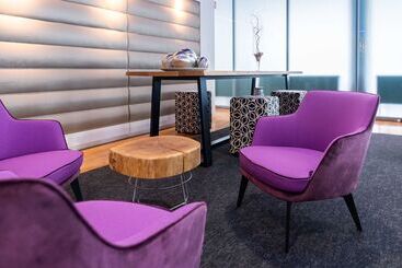 هتل Doubletree By Hilton Frankfurt Niederrad