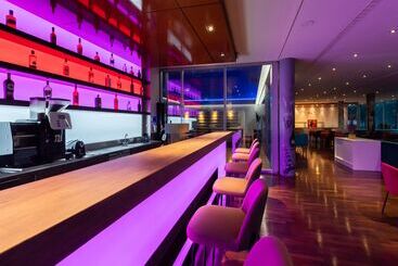 هتل Doubletree By Hilton Frankfurt Niederrad