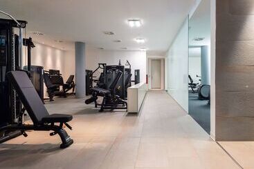 هتل Doubletree By Hilton Frankfurt Niederrad