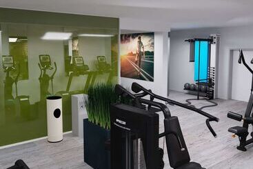 هتل Doubletree By Hilton Frankfurt Niederrad