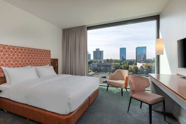 هتل Doubletree By Hilton Frankfurt Niederrad