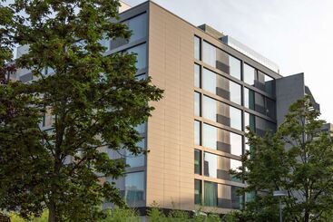 هتل Doubletree By Hilton Frankfurt Niederrad