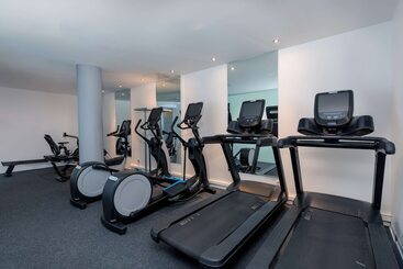هتل Doubletree By Hilton Frankfurt Niederrad