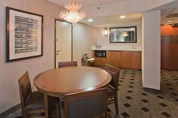 هتل Doubletree By Hilton Los Angeles Rosemead