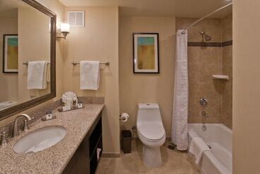 هتل Doubletree By Hilton Los Angeles Rosemead