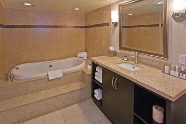 هتل Doubletree By Hilton Los Angeles Rosemead