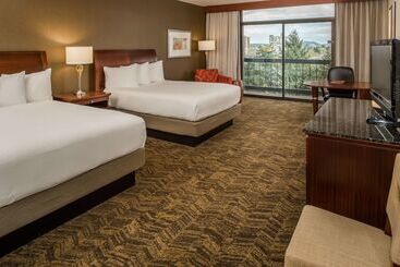 Doubletree By Hilton Hotel Portland