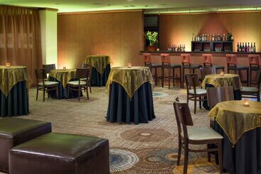 Doubletree By Hilton Hotel Portland