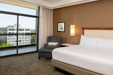 Doubletree By Hilton Hotel Portland