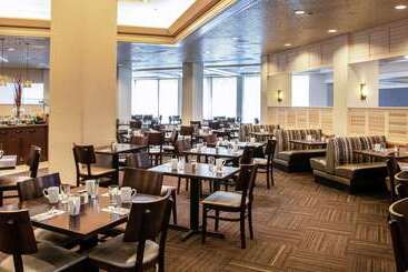 Doubletree By Hilton Hotel Portland