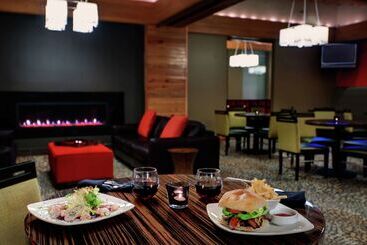 Doubletree By Hilton Hotel Portland