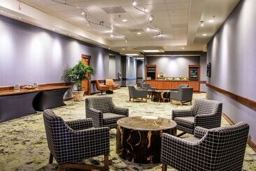 Doubletree By Hilton Hotel Portland