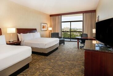 Doubletree By Hilton Hotel Portland