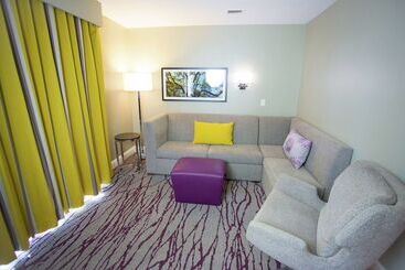Doubletree By Hilton Hotel Savannah Historic District
