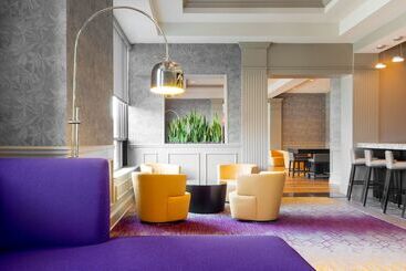 Doubletree By Hilton Hotel Savannah Historic District