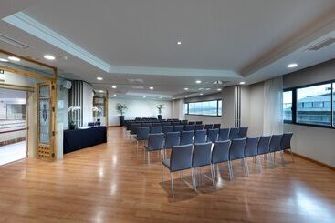 هتل Eurostars Madrid Foro