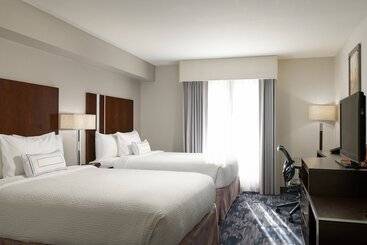 هتل Fairfield Inn & Suites San Diego Old Town