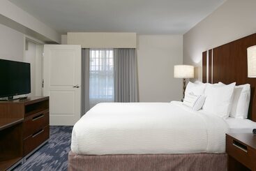 هتل Fairfield Inn & Suites San Diego Old Town