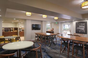 هتل Fairfield Inn & Suites San Diego Old Town