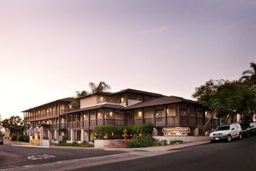 هتل Fairfield Inn & Suites San Diego Old Town