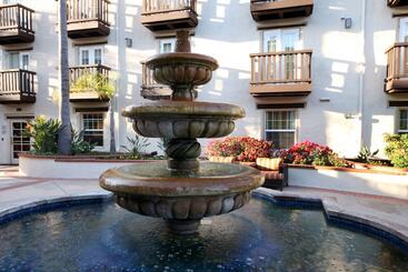 هتل Fairfield Inn & Suites San Diego Old Town