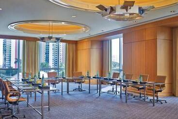 Four Seasons Hotel Miami