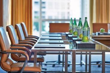 Four Seasons Hotel Miami