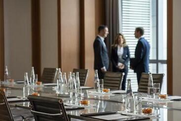 Four Seasons Hotel Miami