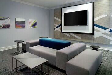 هتل Hilton Garden Inn Atlanta  Buckhead